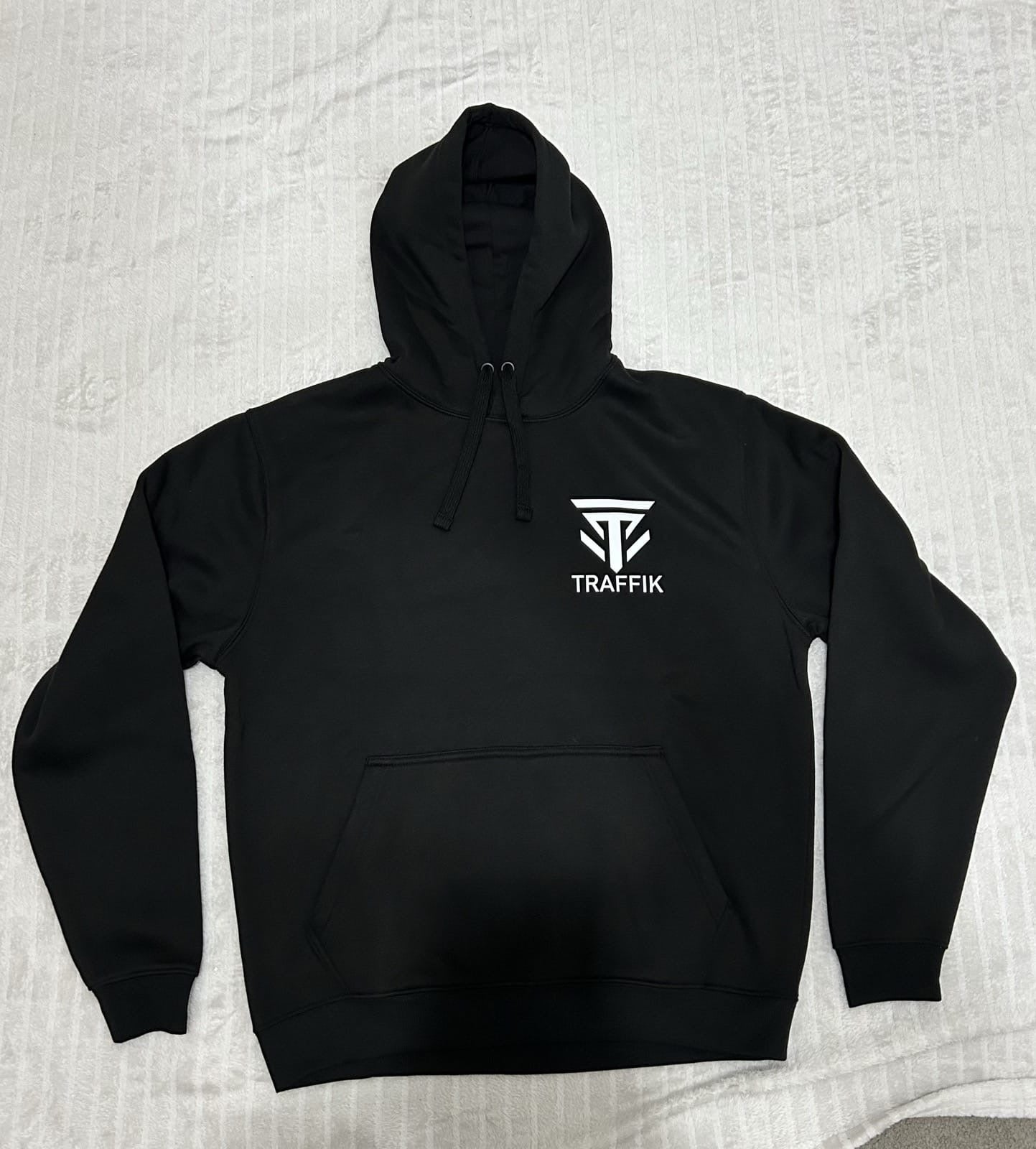 FELPA NERA CON CAPPUCCIO TRAFFIK